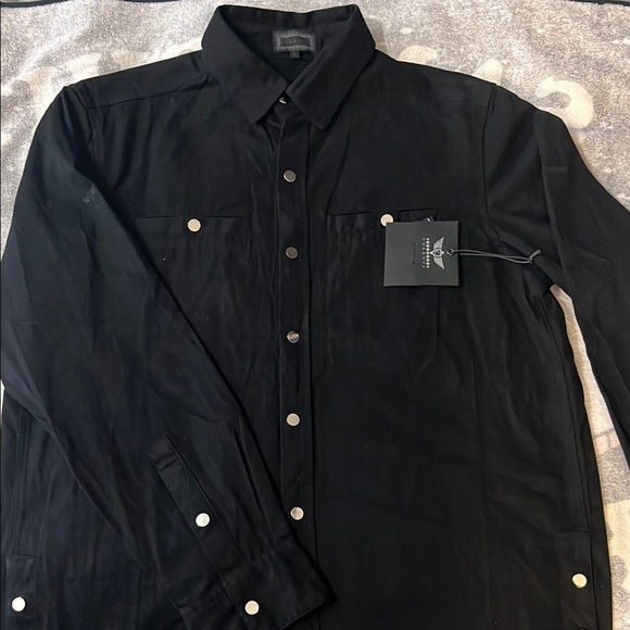 Cordova Casual Black Button Down Shirt with Classic Collar - Picture 1 of 11